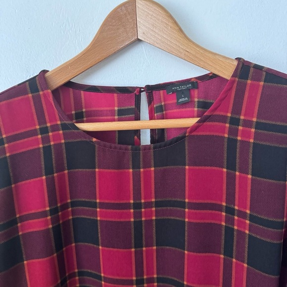 Ann Taylor red plaid blouse with button detail on sleeve Size Large - Picture 2 of 6